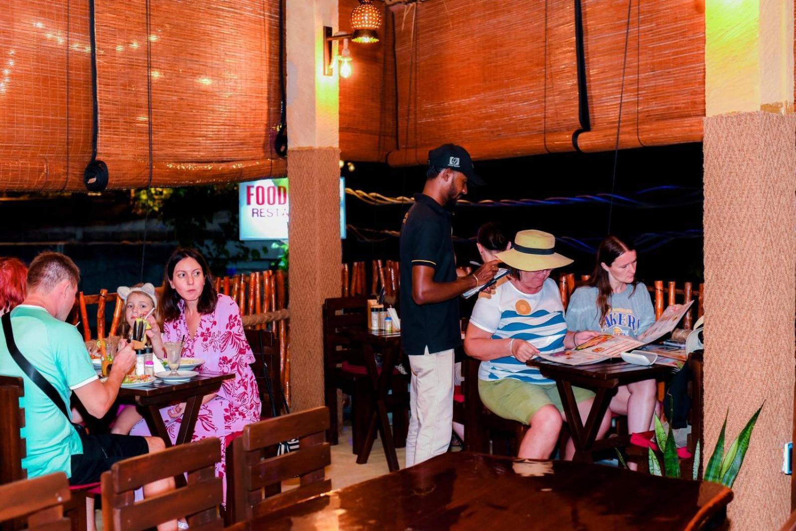 乌纳瓦图纳 Coconut Style Restaurant & Milinda Guest酒店 外观 照片